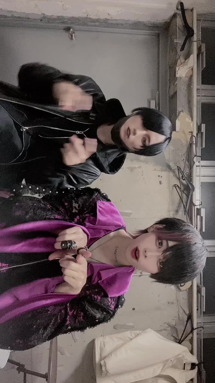 @とーま
