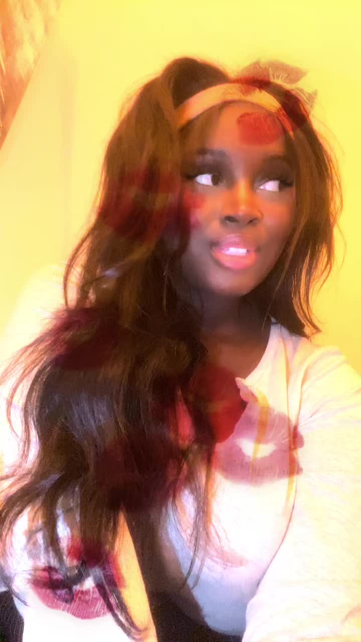 @Blackbarbie
