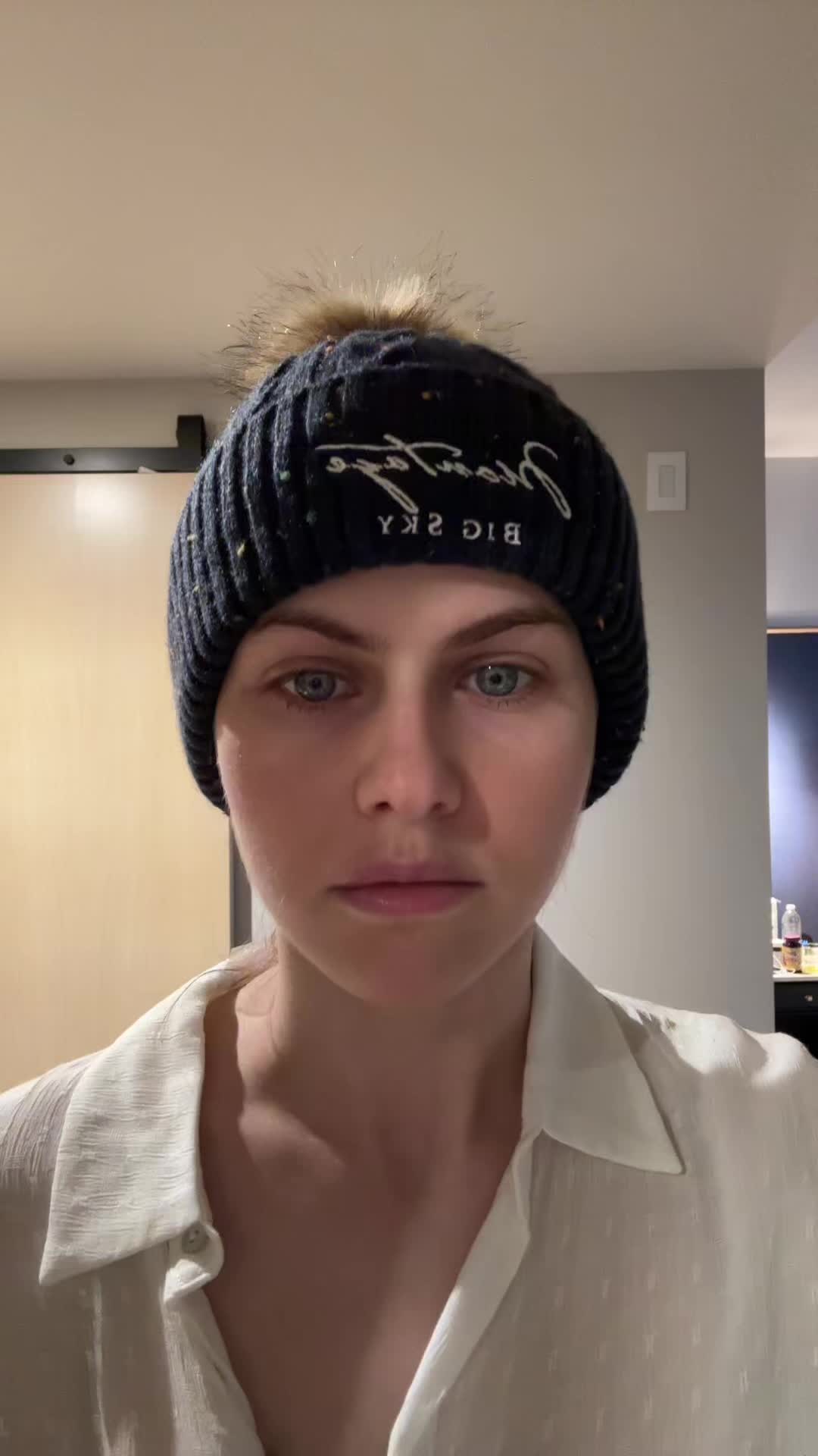 @Alexandra Daddario