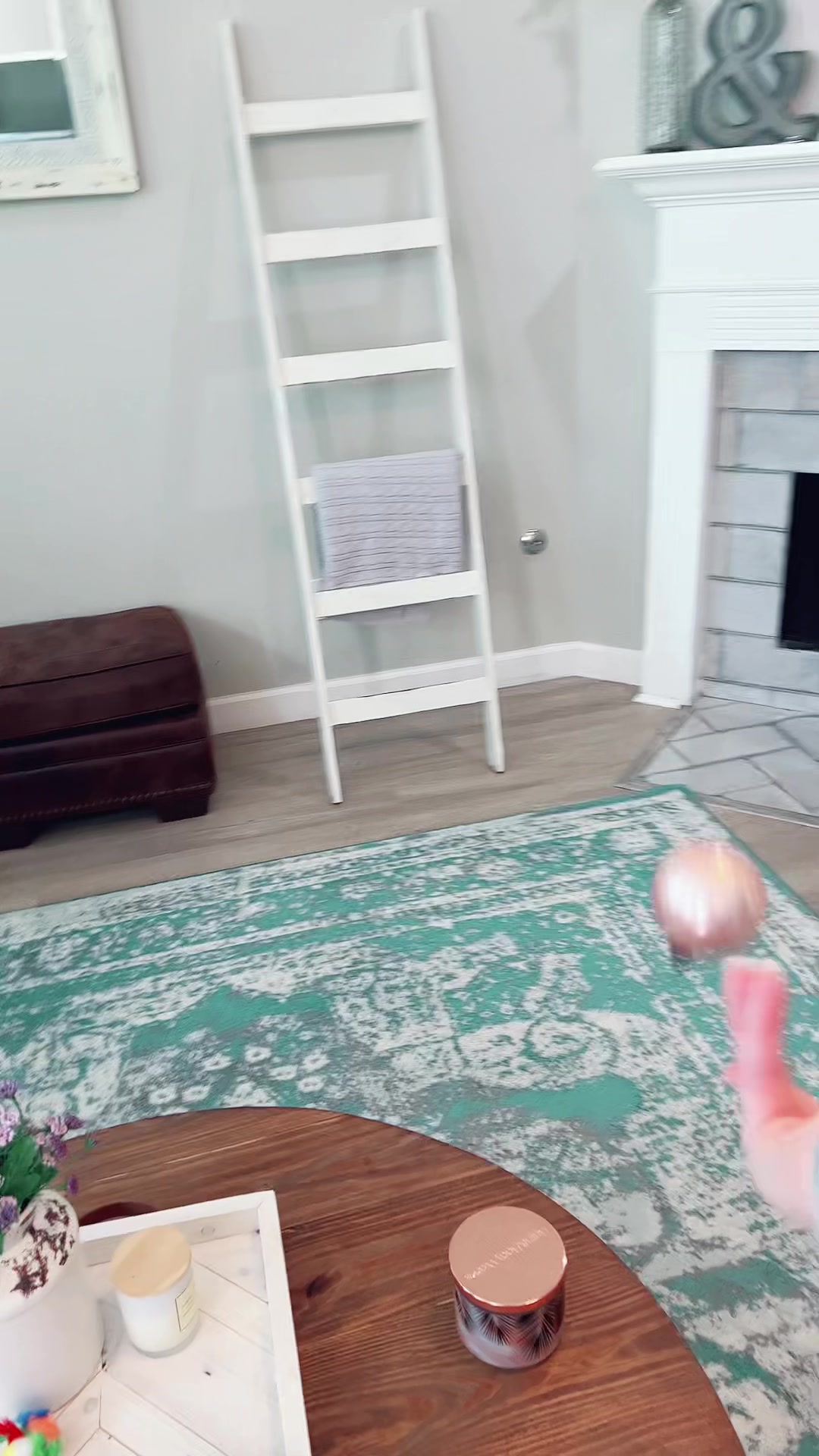 @WhitneyBR