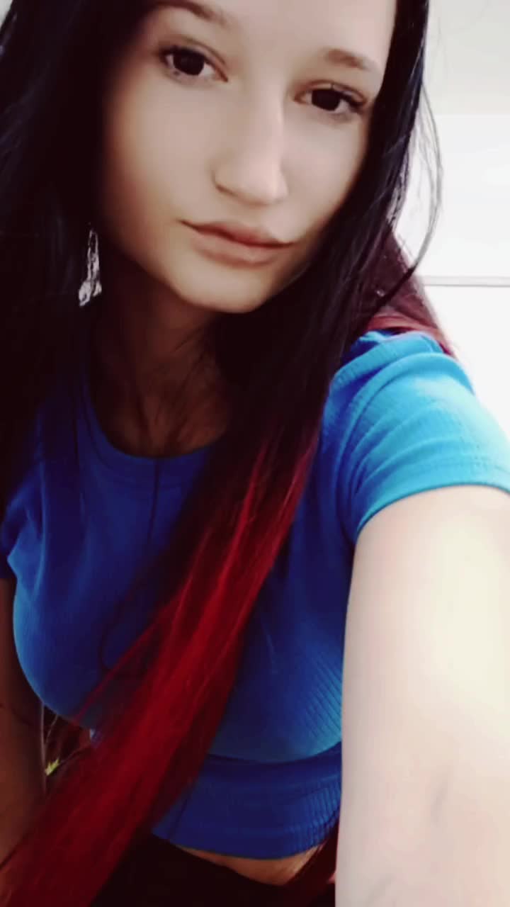 @KARINA