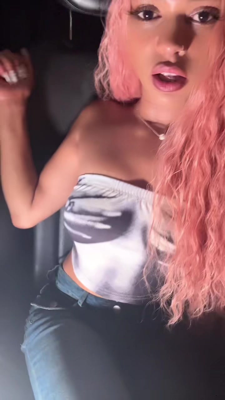 @Betty- Rodrigues
