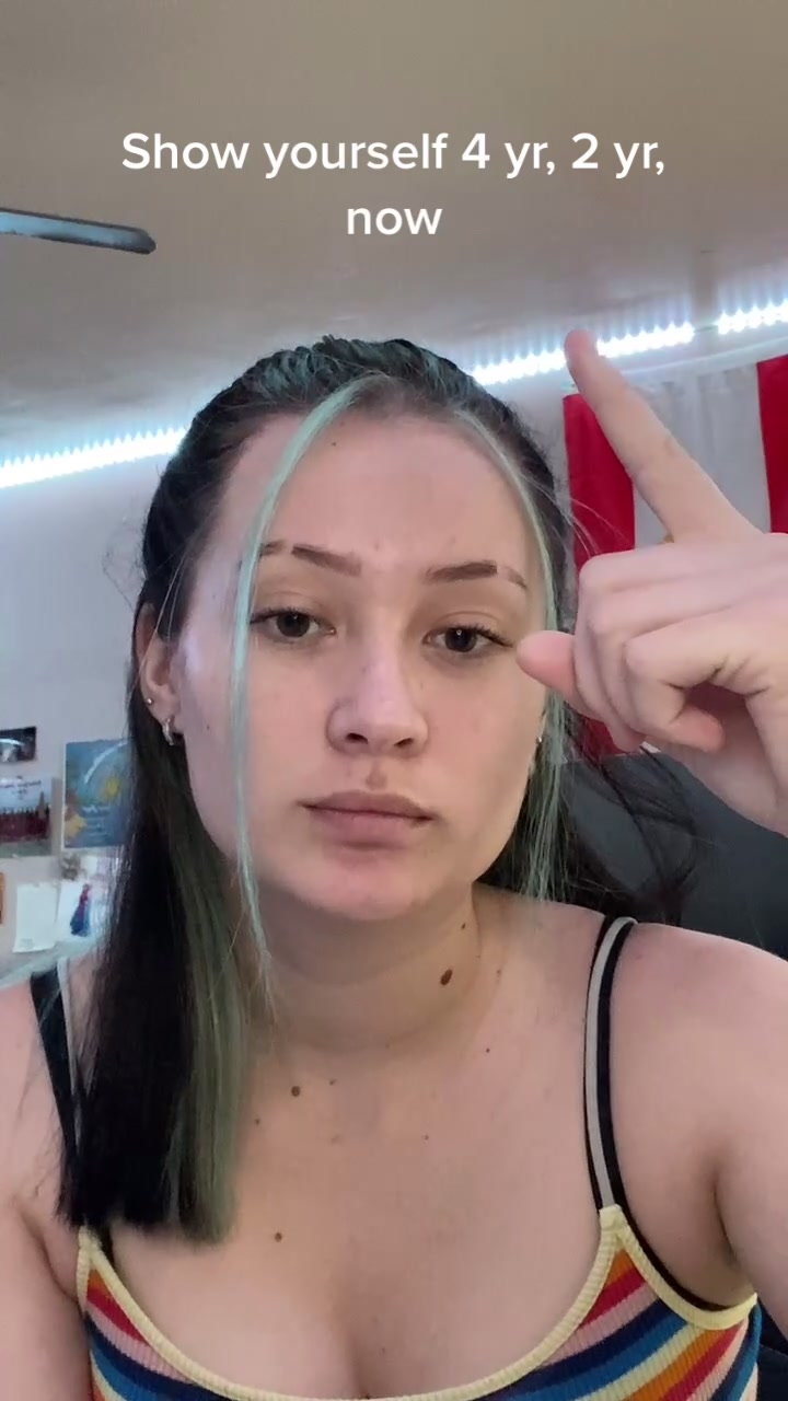 @Kyana-vai