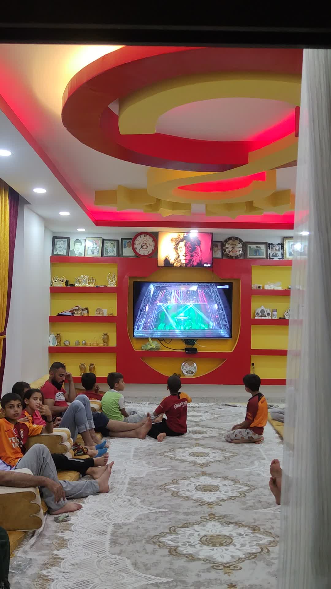 @Mazlum Taş
