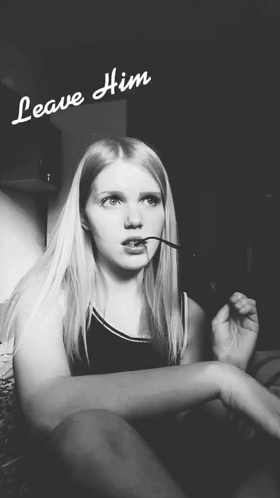 @Natálie Linhartová