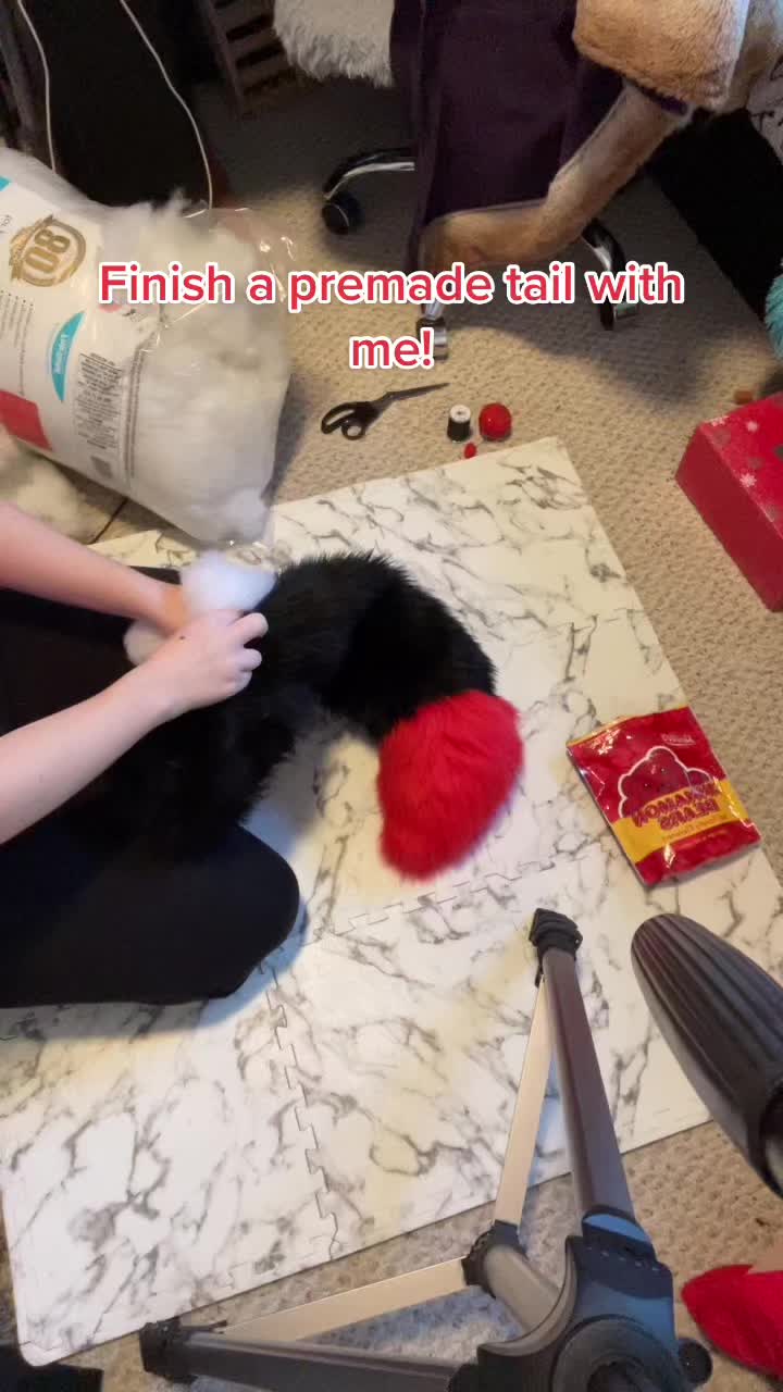 @RoxyTheFolf