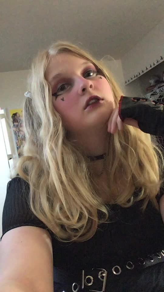 @Kat 💕 