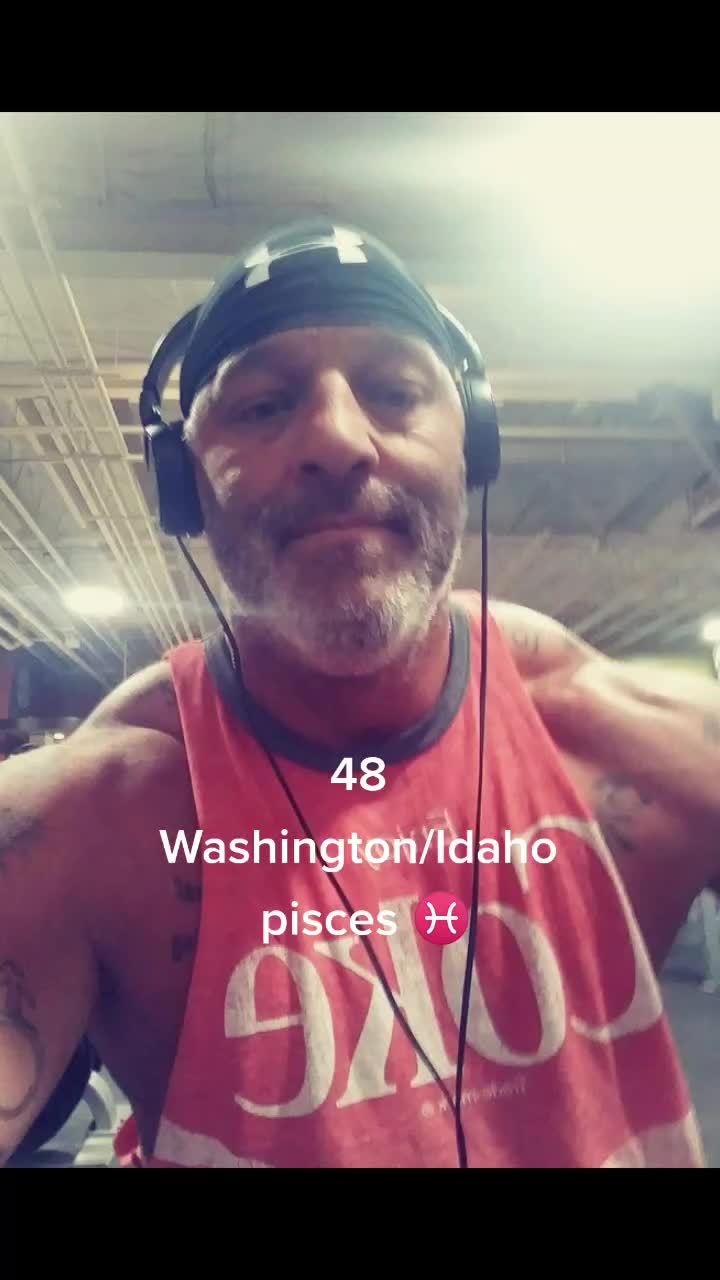 @Michael Miller27095