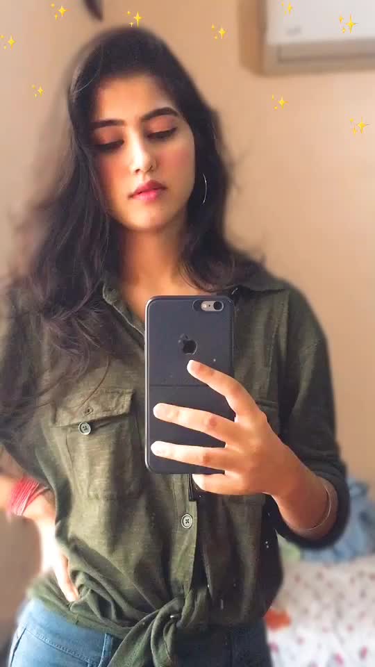 @Heartika Singh 👑♥️