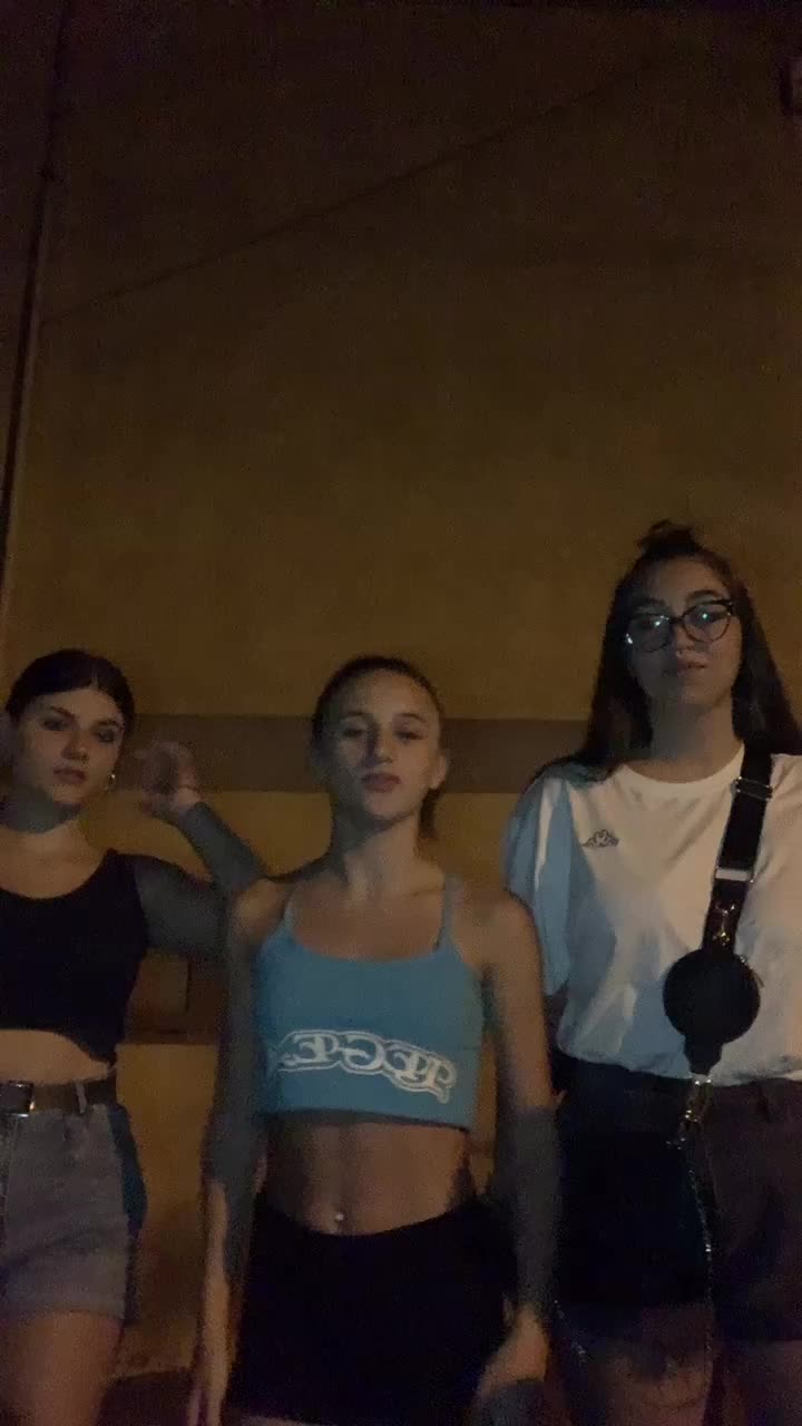 @_3.girls._