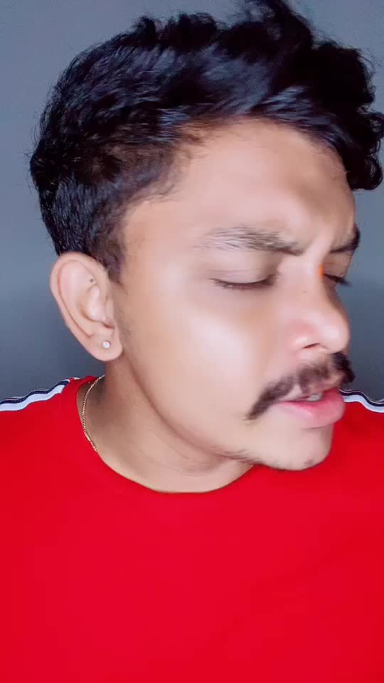 @DEVîL_GØD_ROYAL💀🤴🏻
