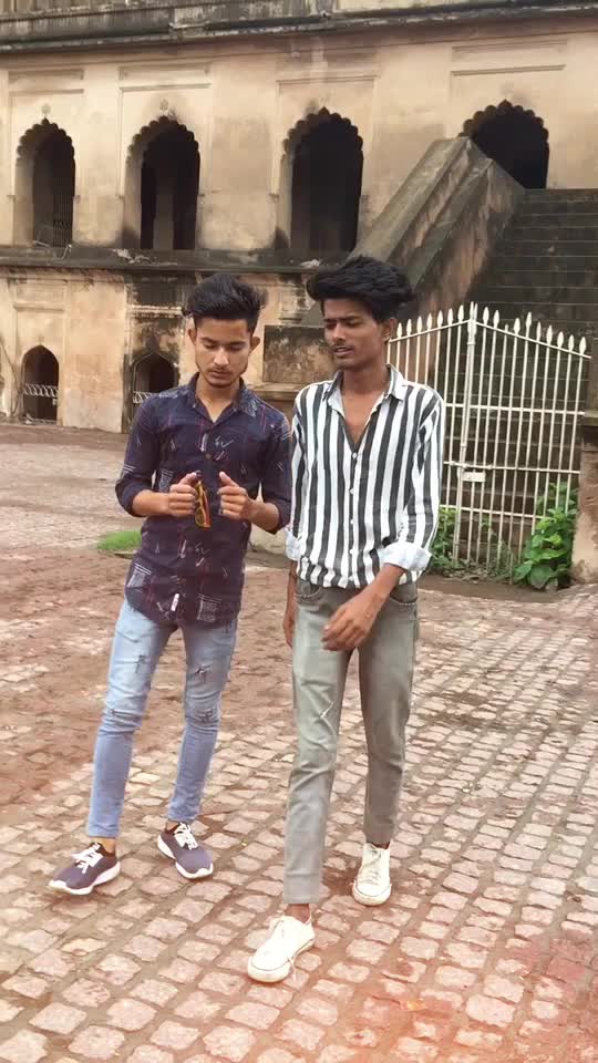 @adil_bacchi
