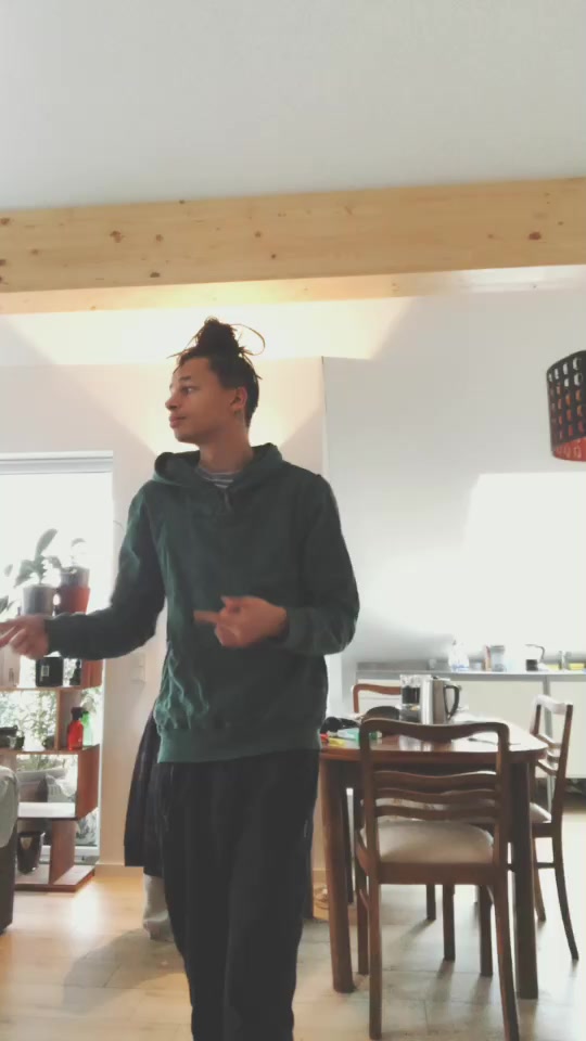 @JustChris90