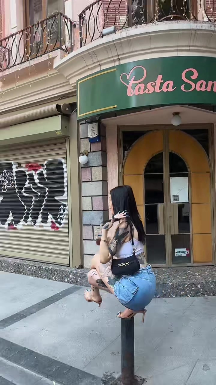 @Büşra Fenty. 🍁