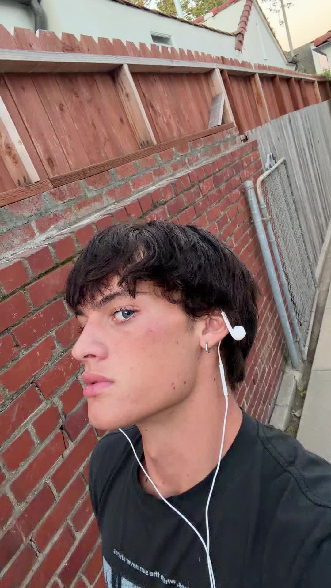 @sky