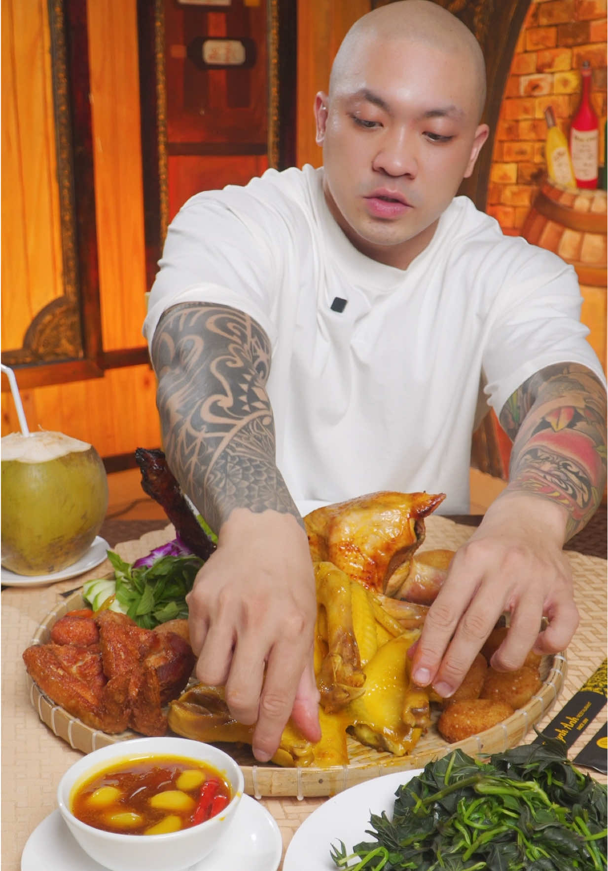 @Nh&agrave; H&agrave;ng Quỳnh Anh