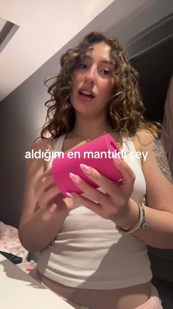 @mellylline