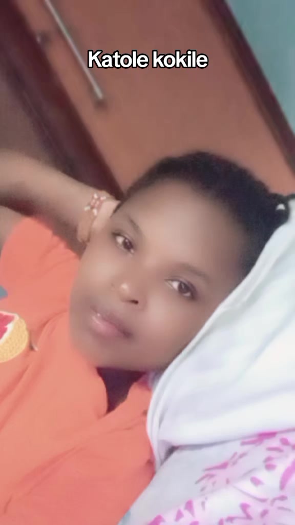@Lizzy k 🇰🇪