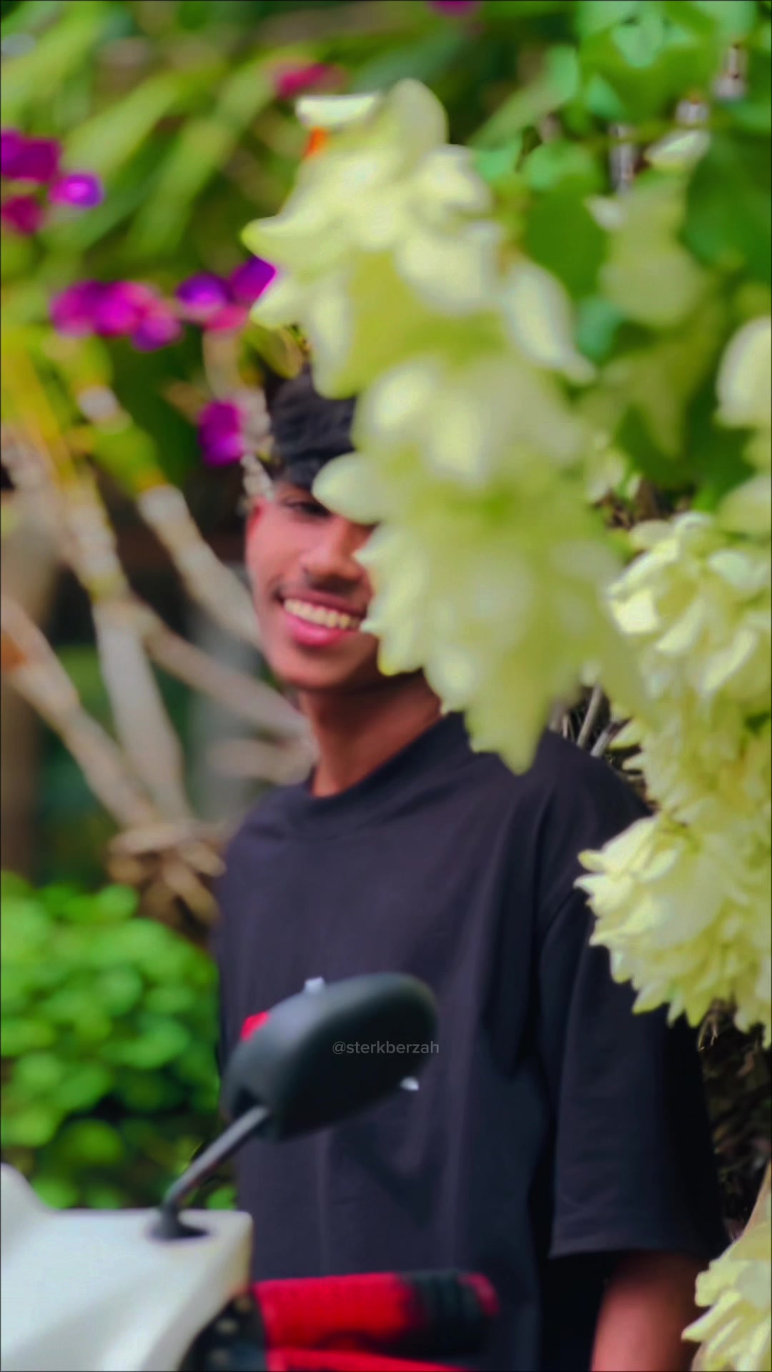 @&bull; 𝑺𝒂𝒄𝒉𝒊𝒕𝒉 🐬"