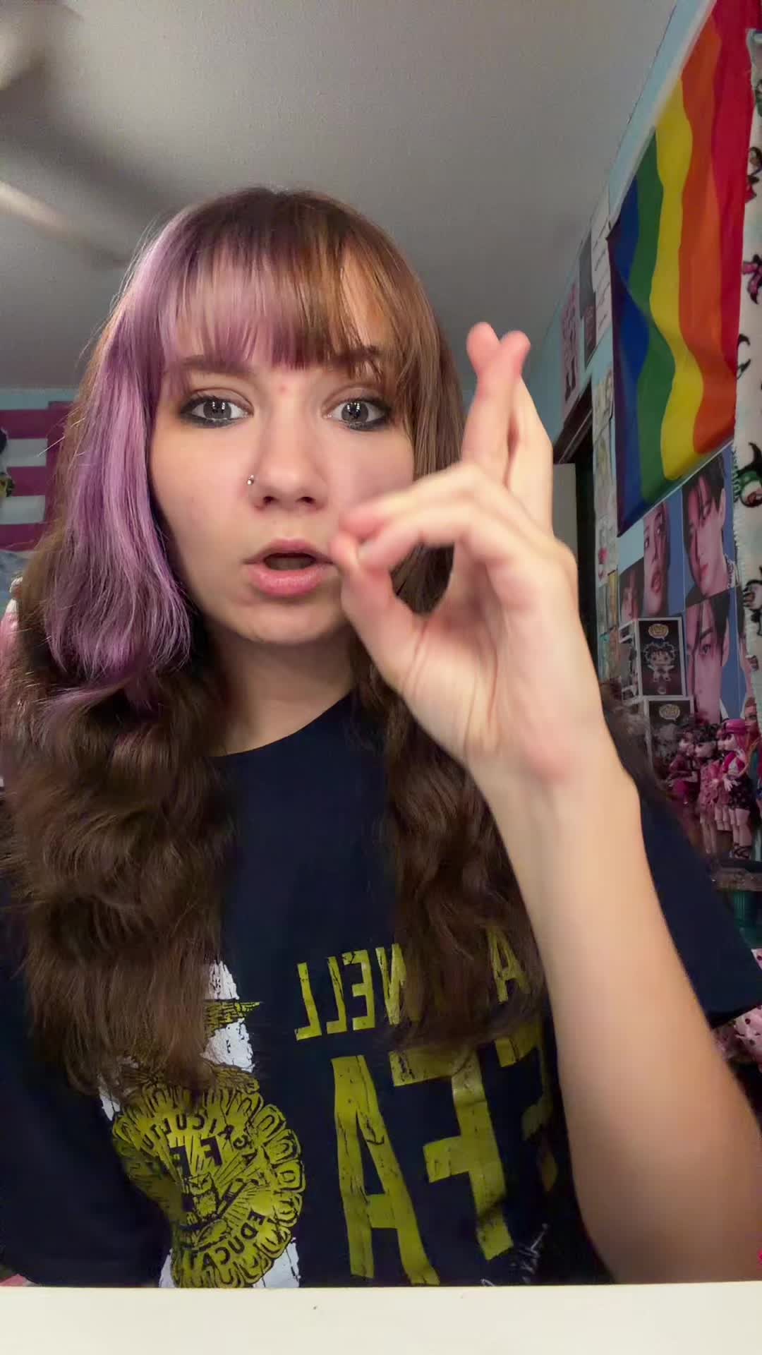 @☾˙❀ *Lydia*☾˙❀