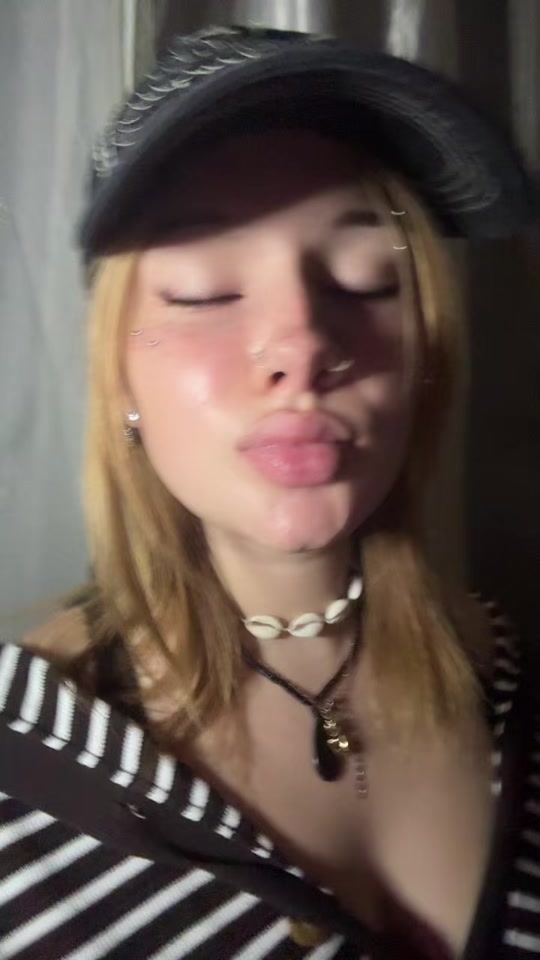 @🏃♀️➡️