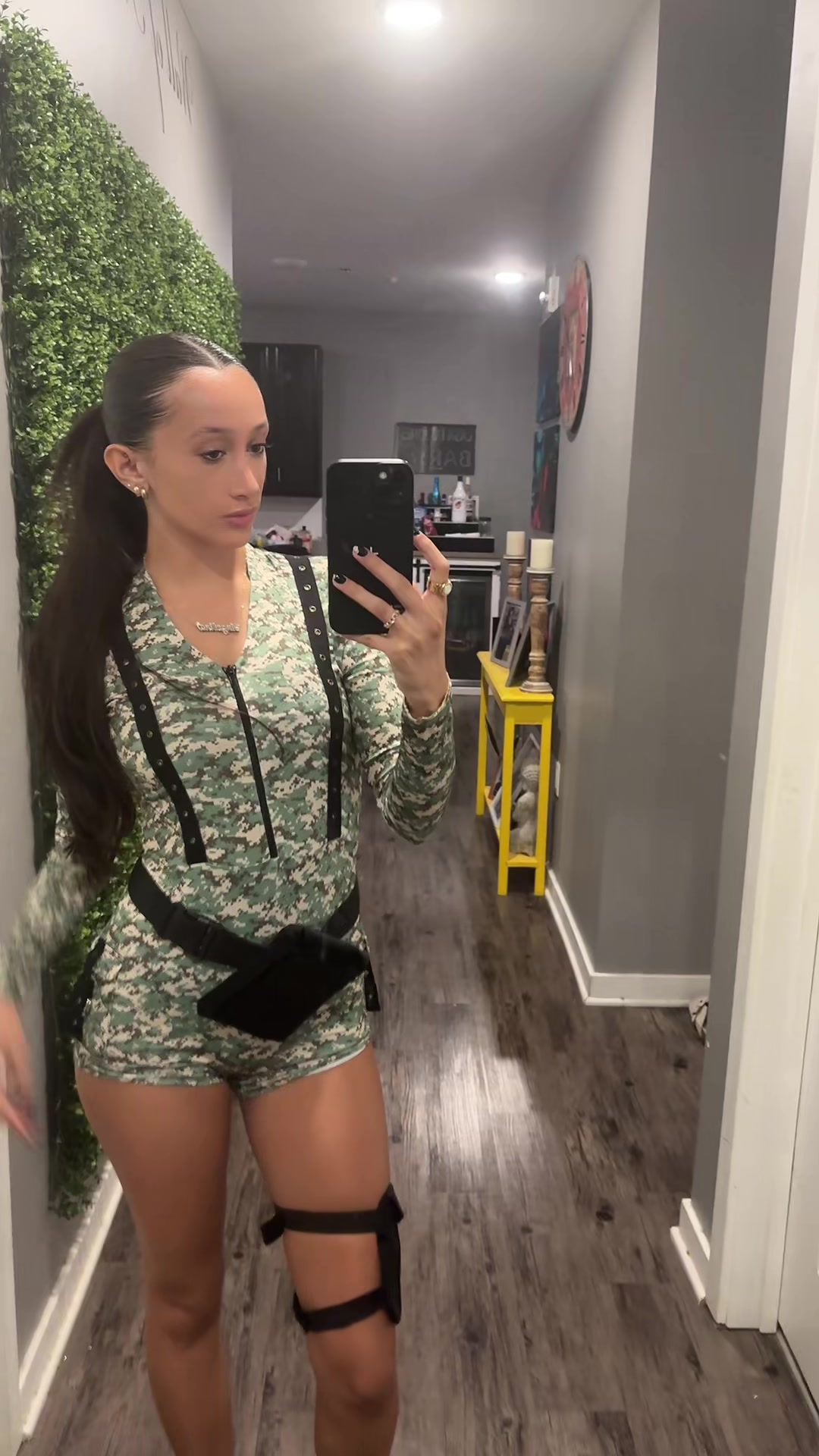 @the.queen.herself.22