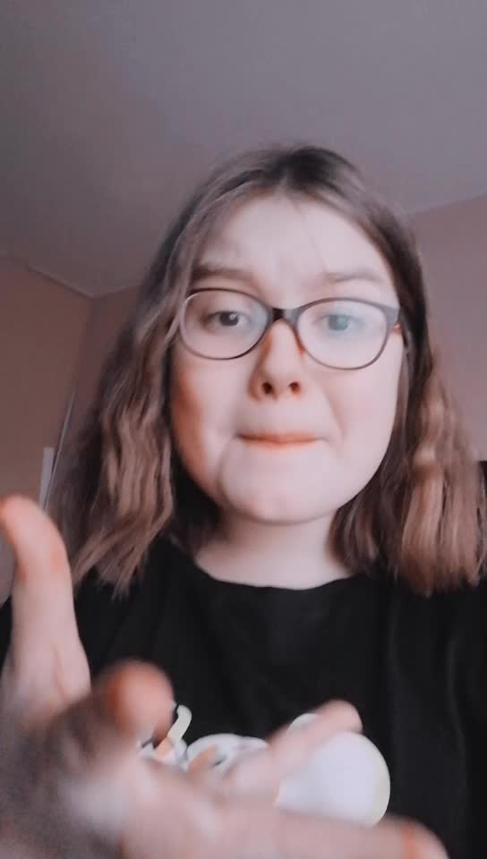 @Надюха👺💞🥺