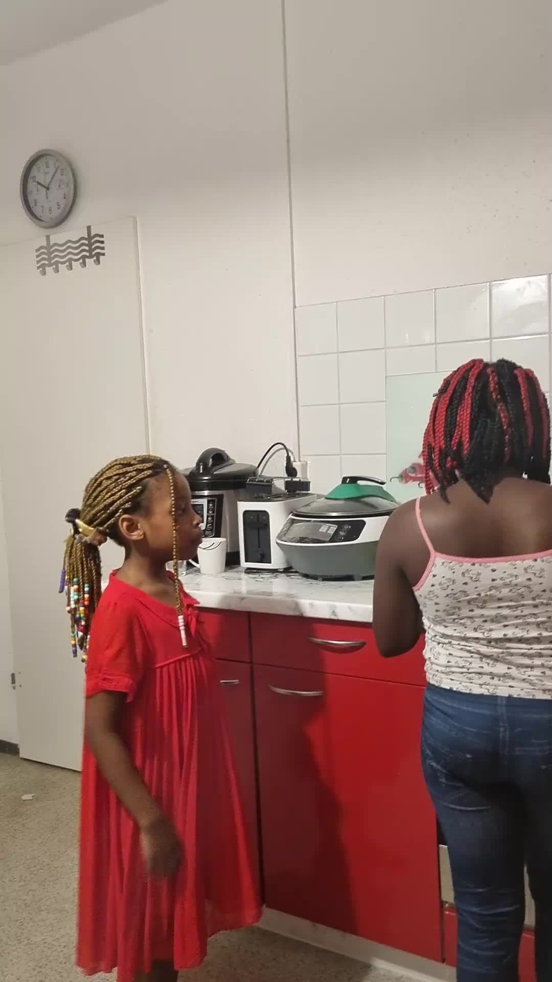 @Monique