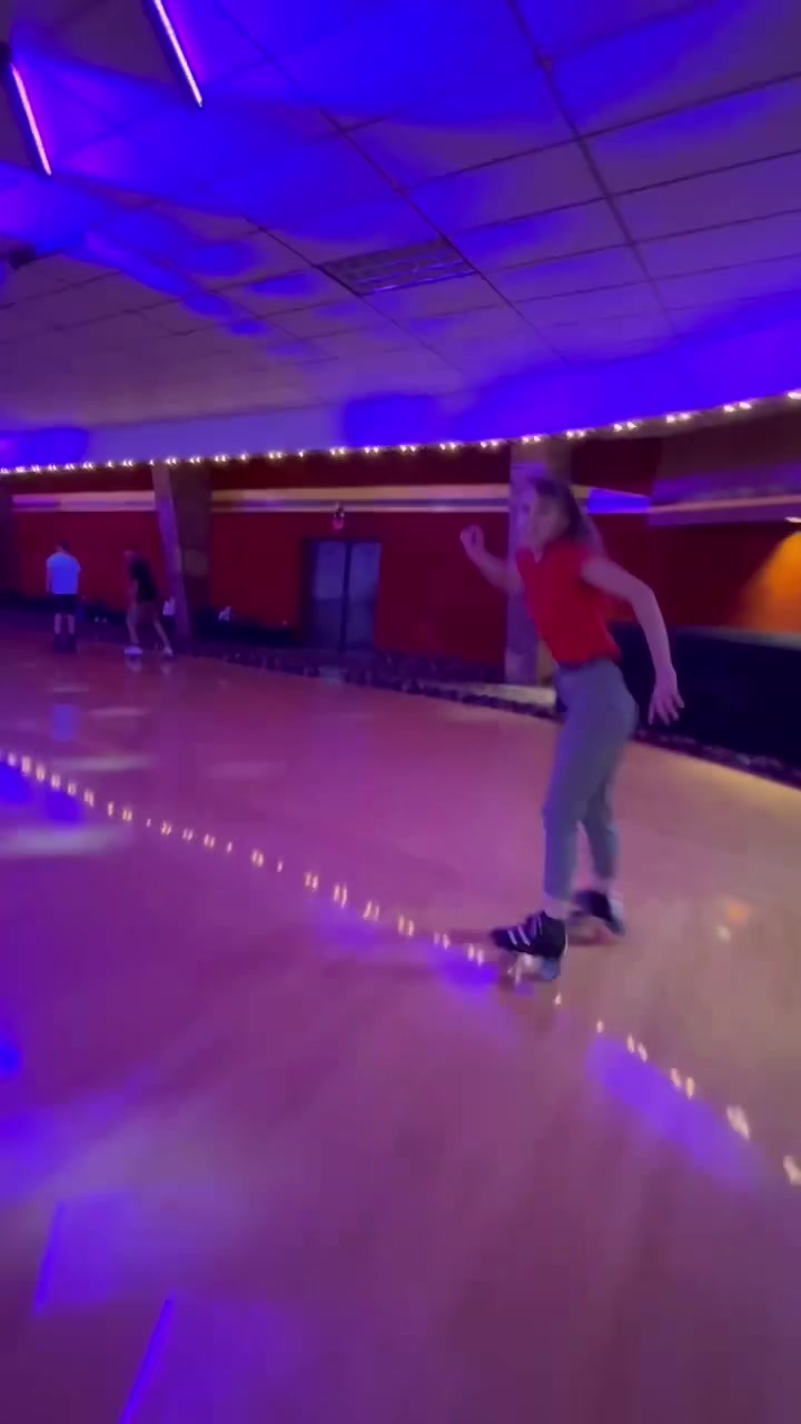 @retro_skater_girl