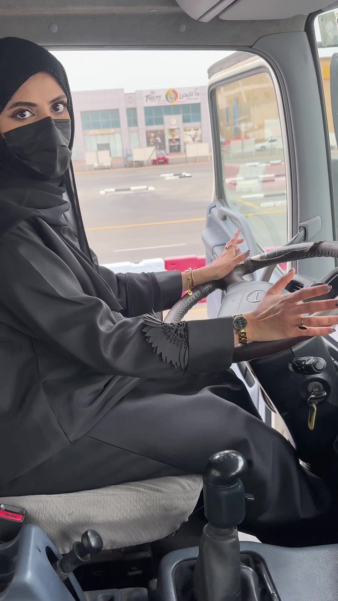@Fouzia in Dubai official