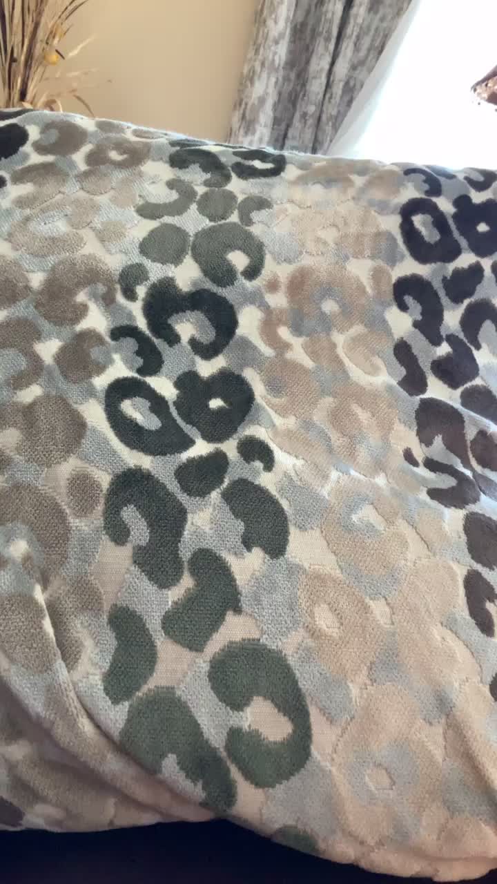 @user7575526860427