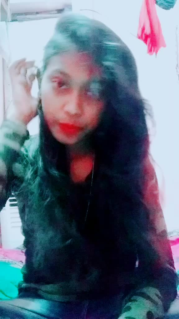 @😘Aaru😘