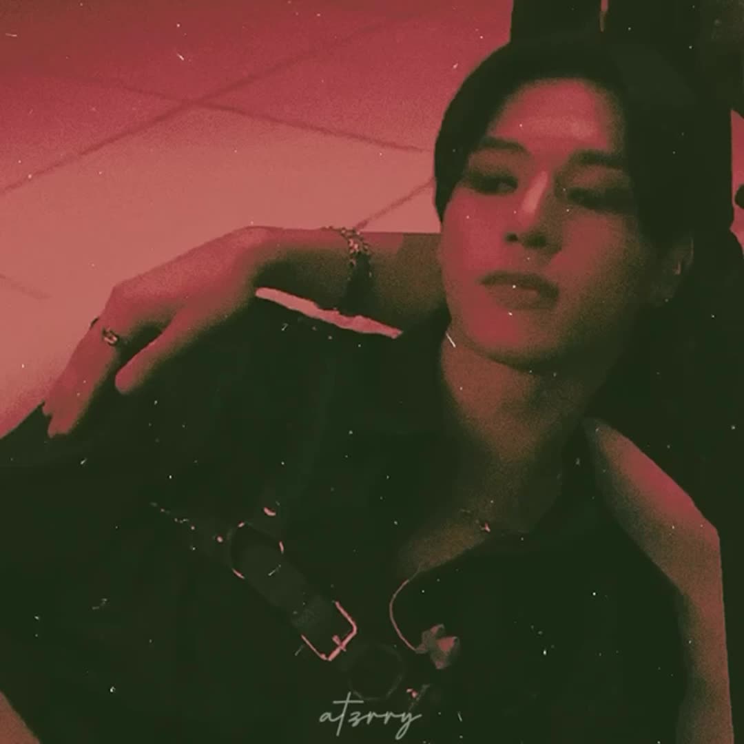 @࿐