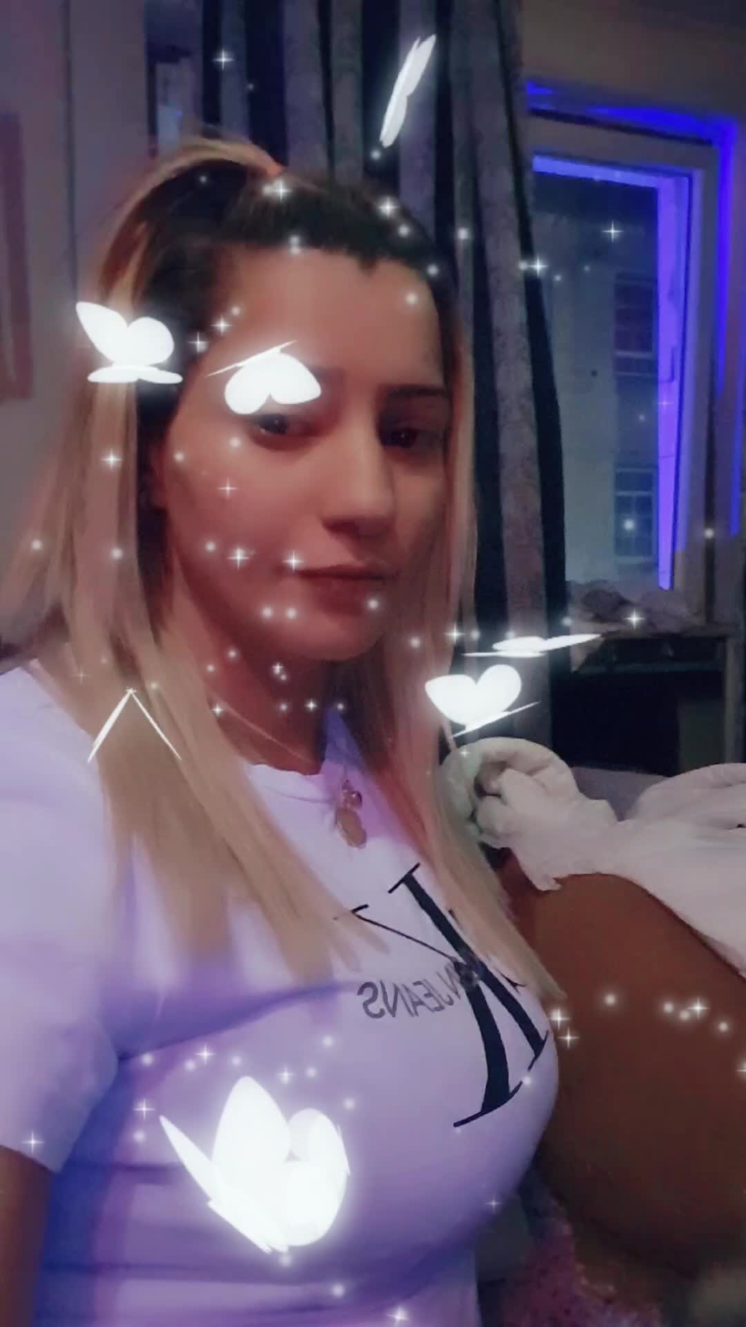 @krisikrisi635😘😘😘😘