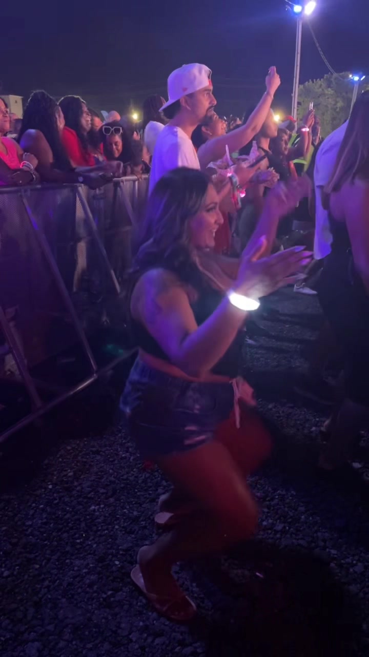 @ahleeshadee