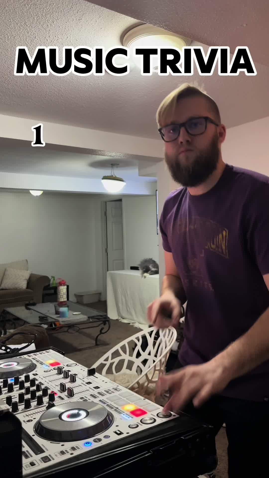 @theeeeeeeeeeeee