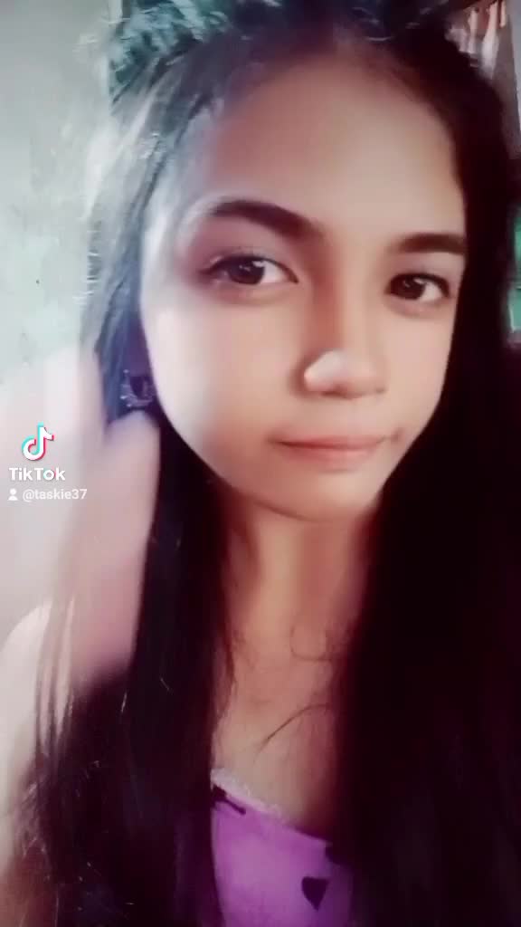 @Izellaikay