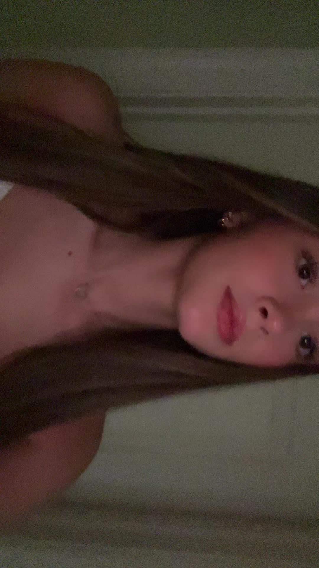 @Gabby C