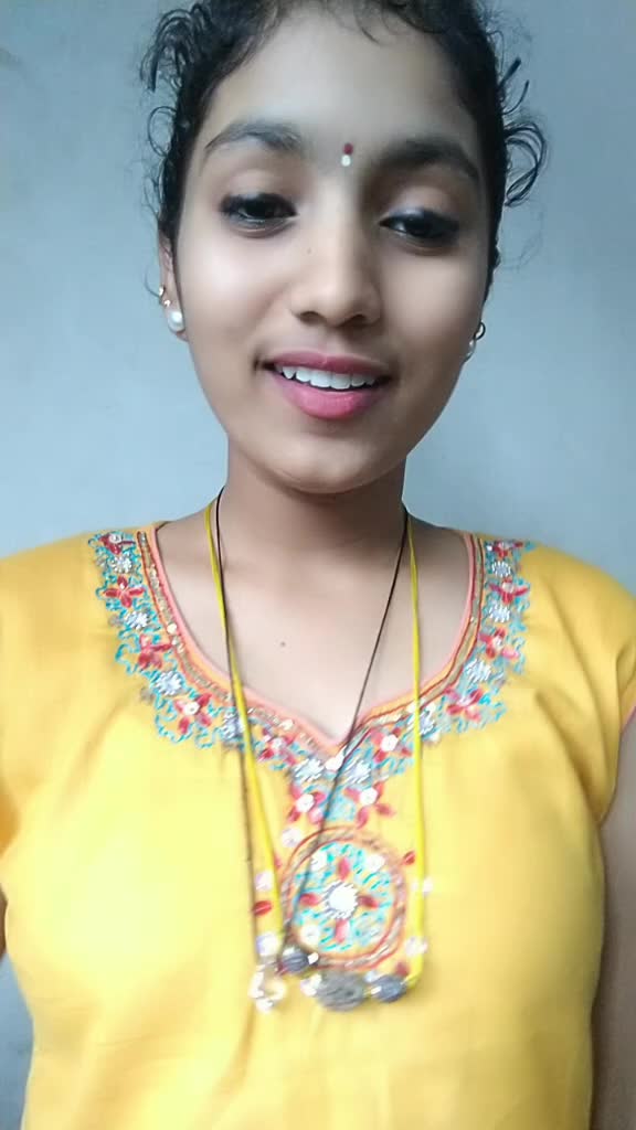 @😍marathi__mulgi😉