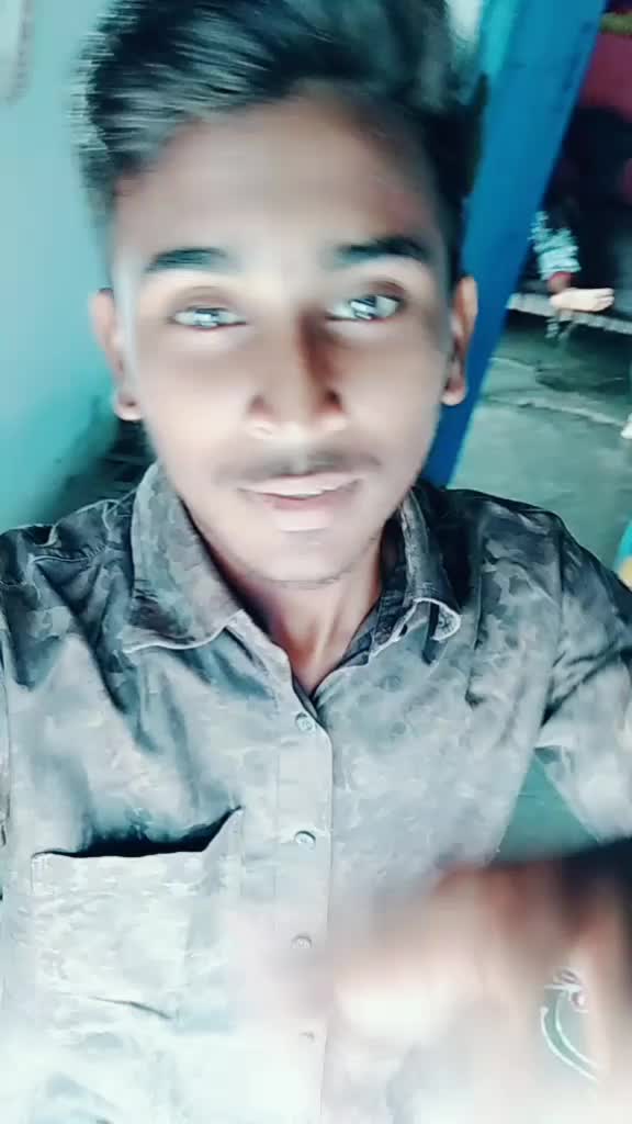 @👑vamshi yadav 🤘