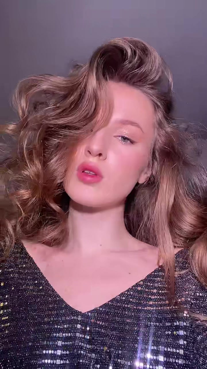 @Anastasia💞