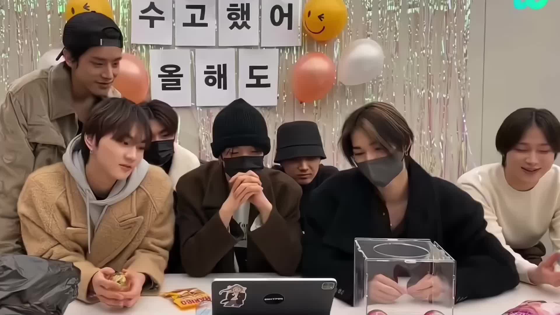 @Lu!!