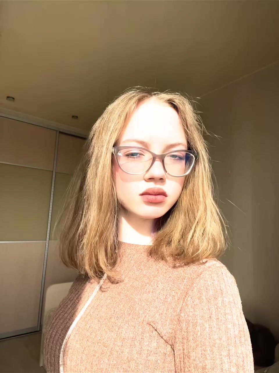 @Анютик