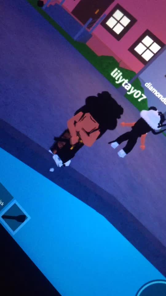 @Roblox🦋