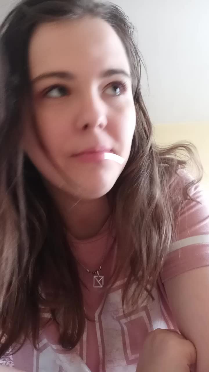 @Ellienka