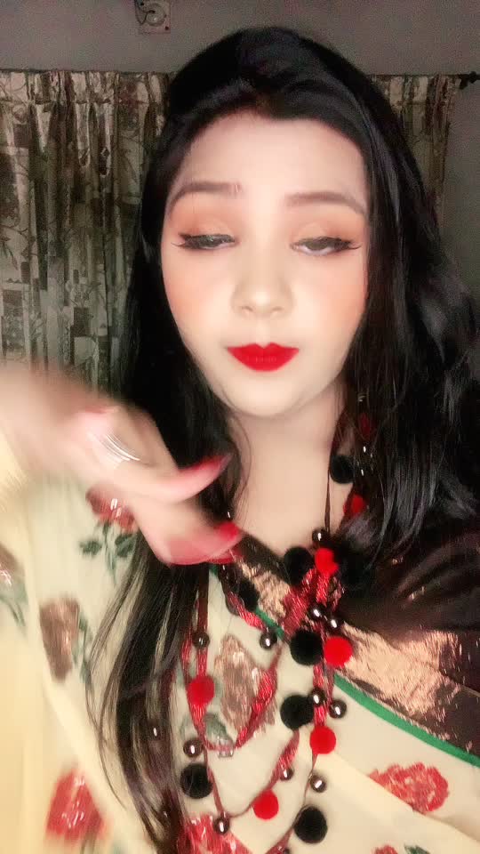 @nisha Khan
