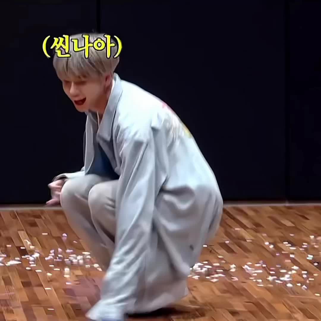 @모아