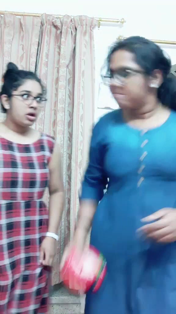@👧ASwaThy👧