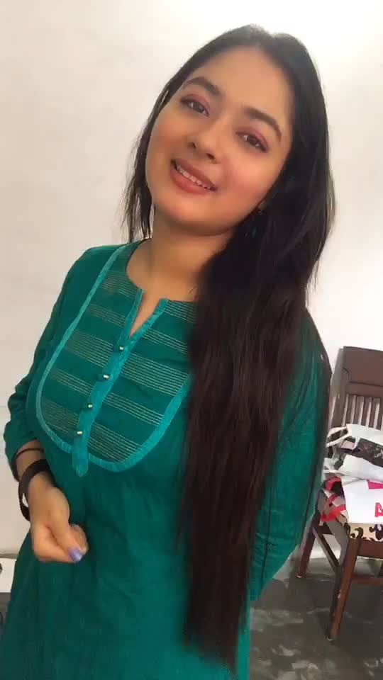 @Naina โ๏ธ