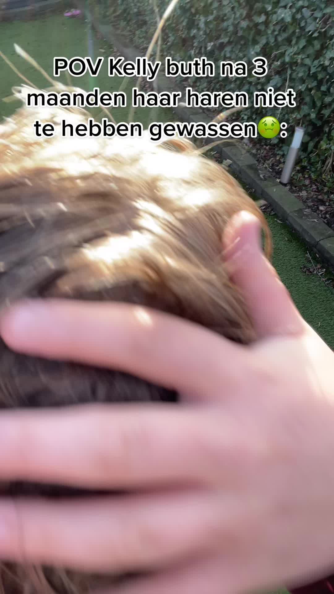 @😉